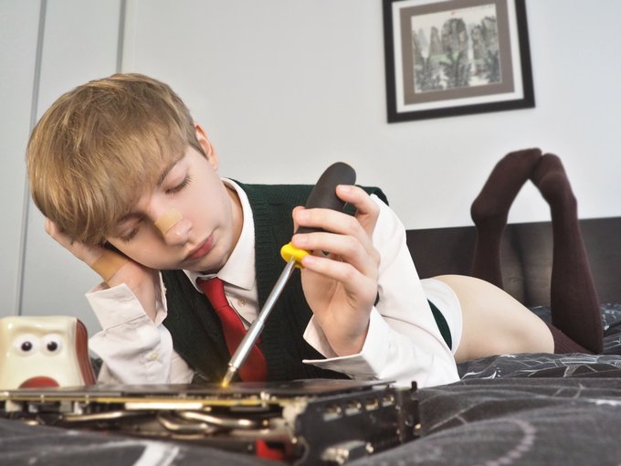 The Wrong Thigh Highs (1993) https://t.co/y3dx8nQZq3