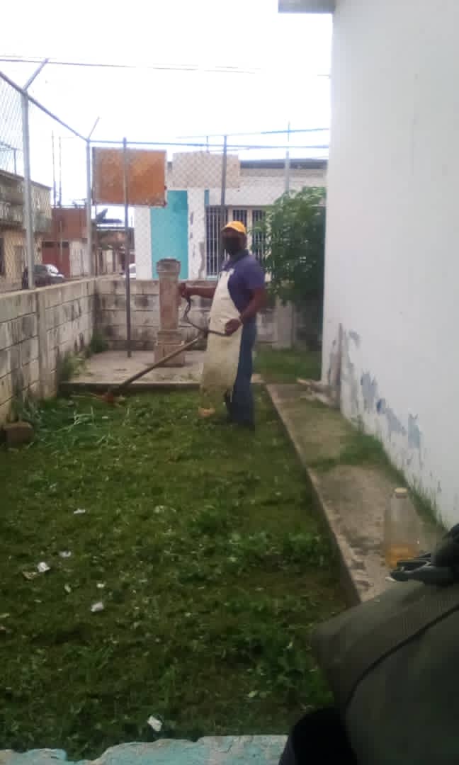educaraguamcpo1's tweet photo. 🟩PEE JULIA ELVIRA. CONTINÚA DESPLEGADA LA CUADRILLA DE @idesaPalonegro EN LAS INSTITUCIONES EDUCATIVAS DEL #MPOLIBERTADOR GRACIAS A NUESTRO ALCALDE @regulolacruz #JuntosSomosInvencibles #RebeldiaIndigena #Aragua #palonegrotieneconque @NicolasMaduro @_LaAvanzadora @leoalvacabrera https://t.co/QuhKIP4ssb