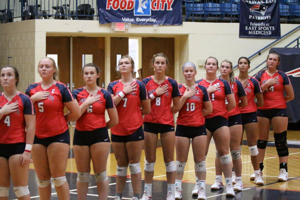 sehsvball's tweet photo. Game day! #work https://t.co/nHORX9Go8Z
