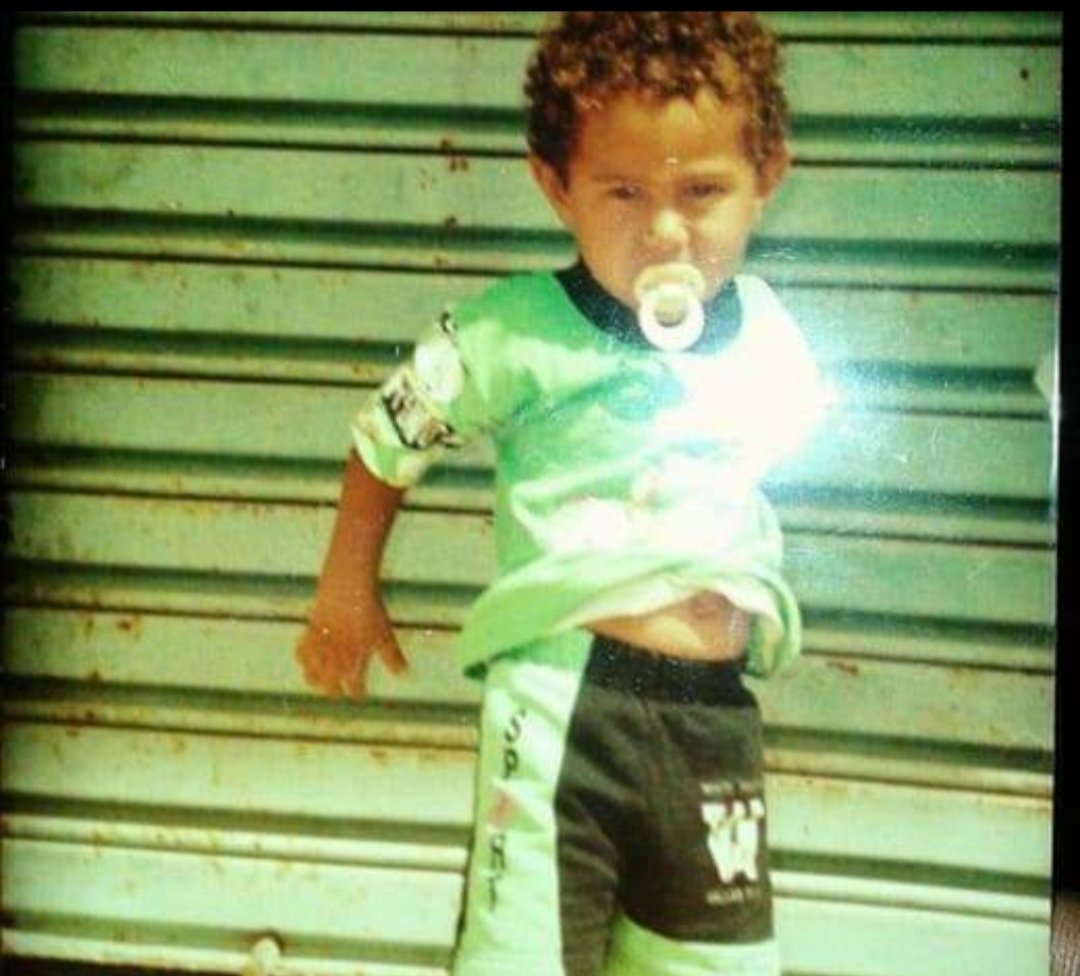 LucasEm01431999's tweet photo. Cada idade tem sua beleza; e essa beleza deve sempre ser uma liberdade ❤️ feliz dias das crianças sempre 👶 https://t.co/rbv3z9P9D1