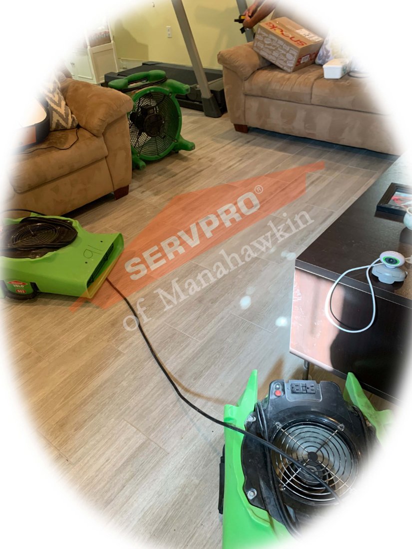 ServproManahawk's tweet photo. We have over 10 years of experience helping folks recover from catastrophic water damage events.  #SERVPROManahawkin https://t.co/aV2Uj2f5AU