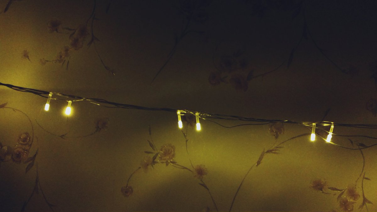 documentaryshot's tweet image. the death
.
long time ago
.
#Documentary #documentaryshots 
#wallpaper #LightOnMe