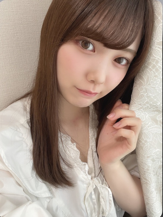 AVjoyuDB's tweet photo. 【#石川澪 デビュー作と新作】

『新人 専属19歳AVデビュー ‘普通’の中で見つけたスターの原石 』
https://t.co/wyiWXxD1xy

『恥ずかしくったってエッチ猛特訓！ぜ～んぶ初体験だよ！性感開発3本番スペシャル』

https://t.co/lXR4w7q9Js

@_ishikawamio_ 

#AV女優
#セクシー女優
#新人女優 https://t.co/LpZjD8O0m5