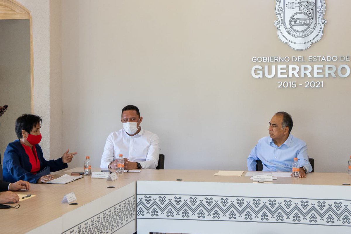 HectorAstudillo's tweet photo. A dos días de concluir mi administración, iniciamos el pago del bono sexenal a la base trabajadora. Seremos el único gobierno estatal en pagar el bono sexenal en dos ocasiones. https://t.co/9mpujz0Q1i