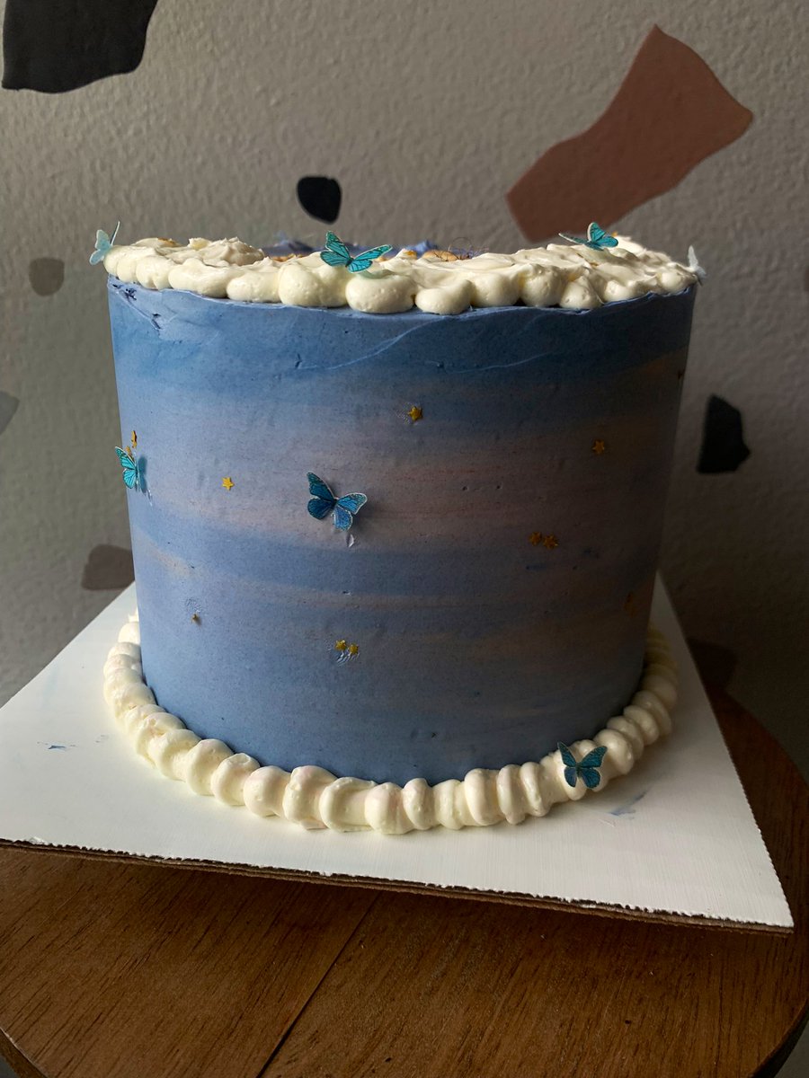 GraveTesse's tweet image. 🦋🌙🌟☁️