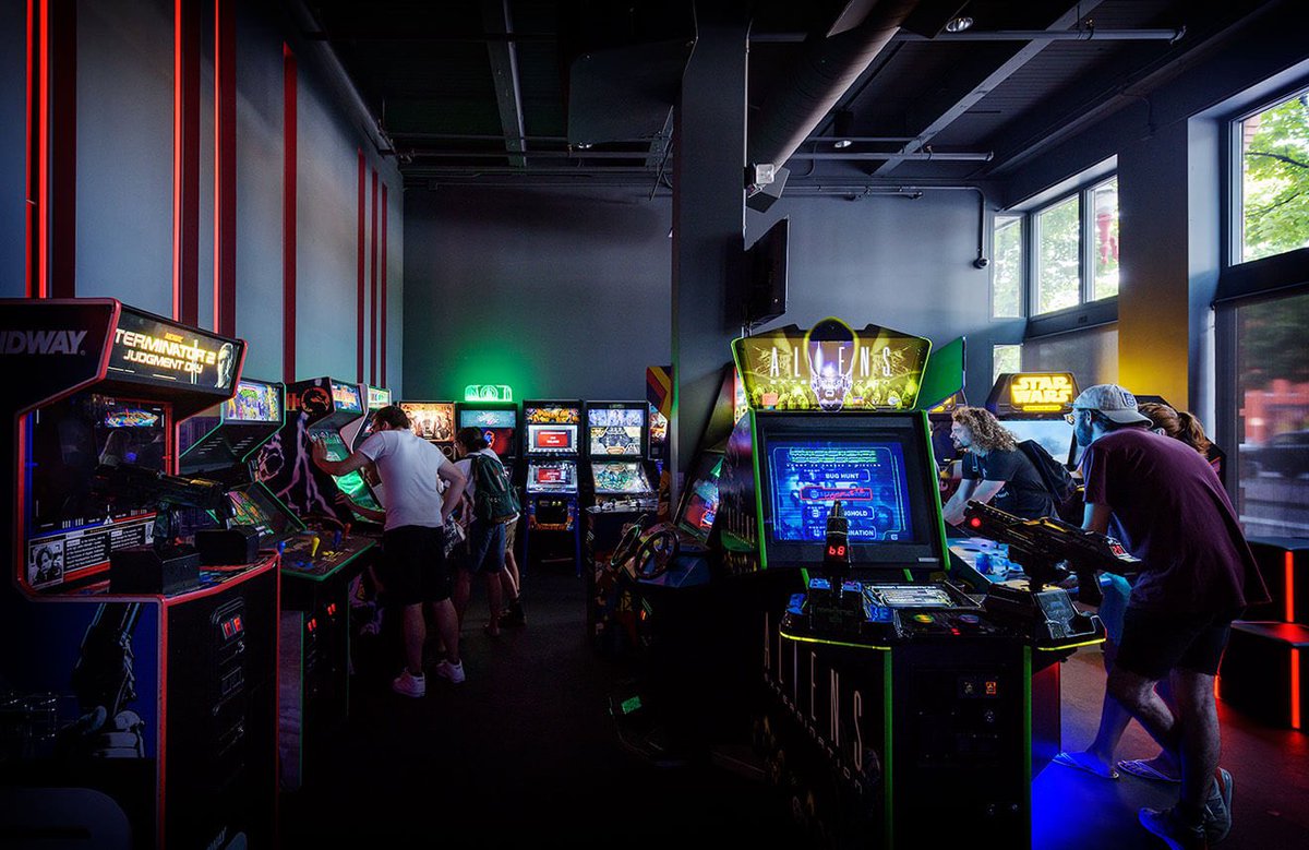 exp_su's tweet photo. Six members from our EXP program are traveling over to Amsterdam this Thursday to work the Dutch League Finals. They have the opportunity to stay at the first ever “gaming hotel.” Wish us luck! https://t.co/CP6aWbJh2h