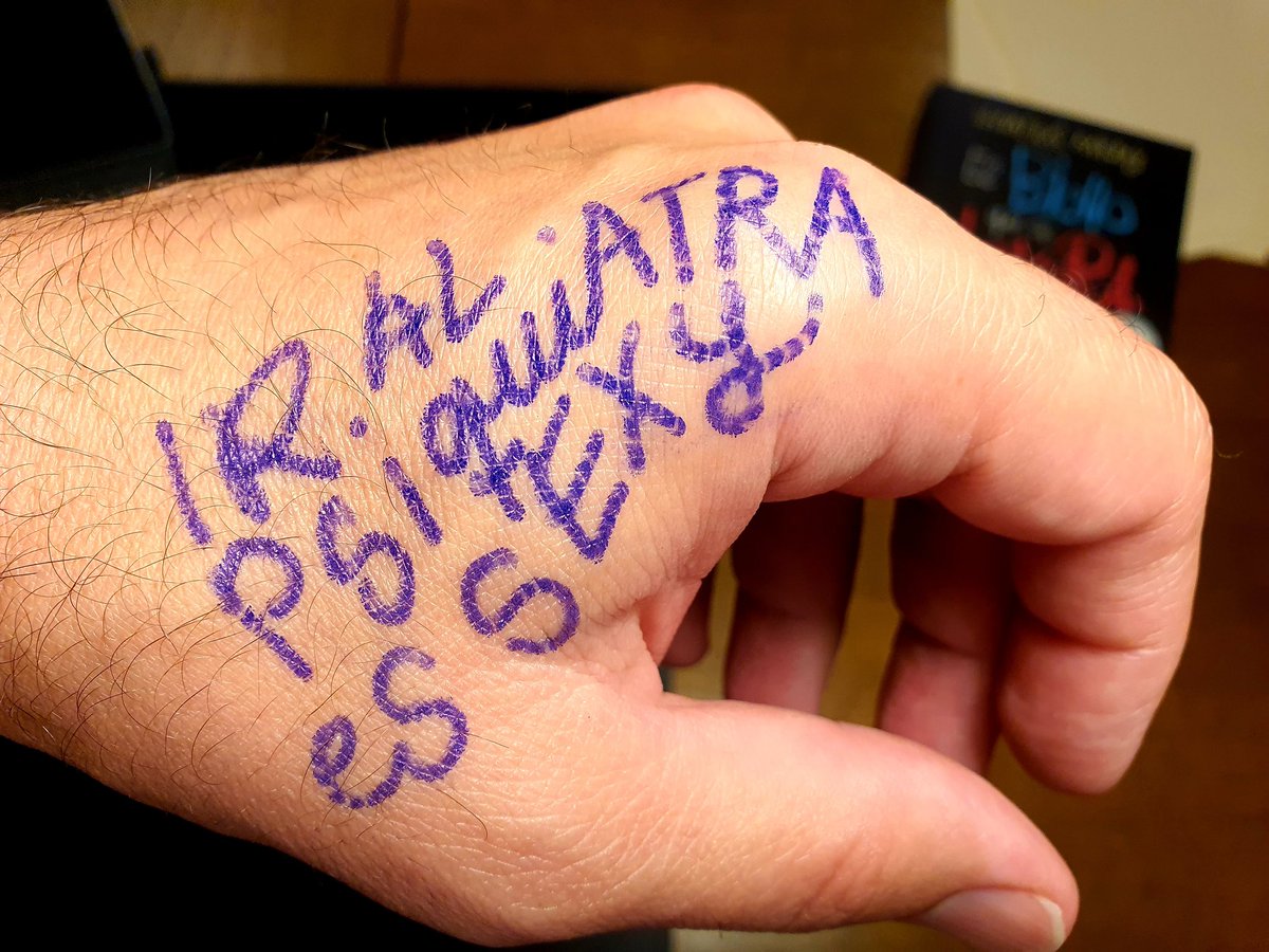 EL BICHO QUE SE DEVORA A SÍ MISMO... El libro que sexualiza la psiquiatría...