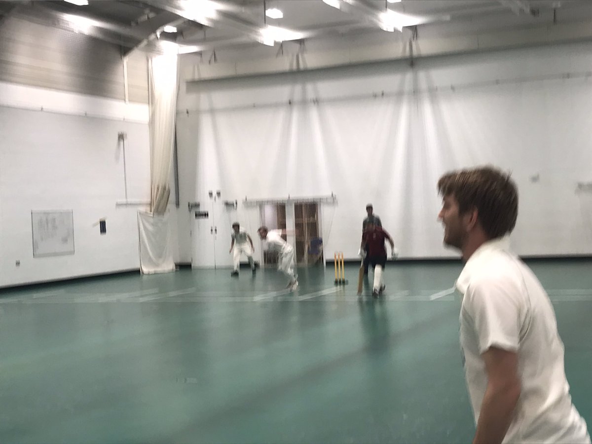 DFCALtd's tweet photo. Tuesday Night #IDL week 3 match 2 #TavsThunder vs @FailandCricket #indoorcricket #getthegameon #social #fun #outsideofwork https://t.co/YJdDEQbrCa
