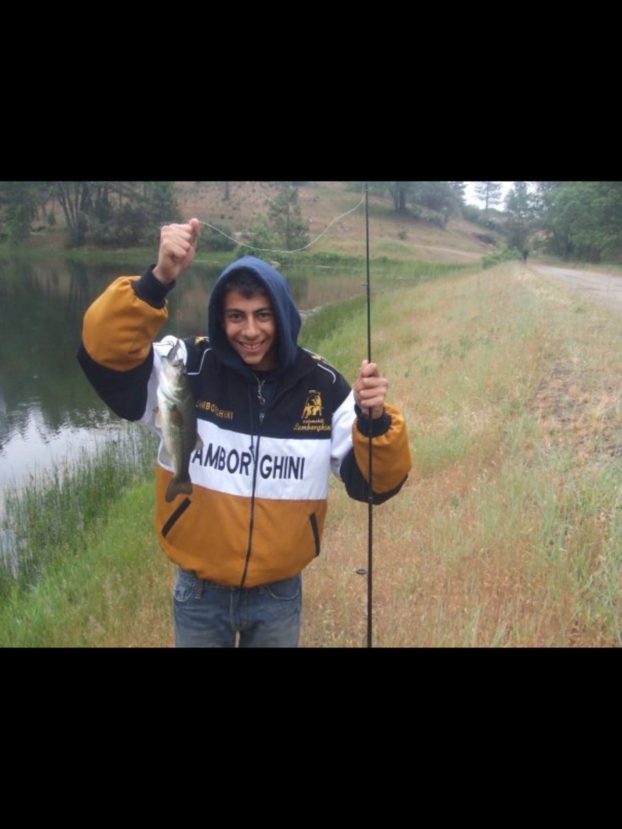 HaikUntz's tweet photo. Sorry I missed your call, I was busy on the other line.🎣 https://t.co/zCNZkBqBA1
