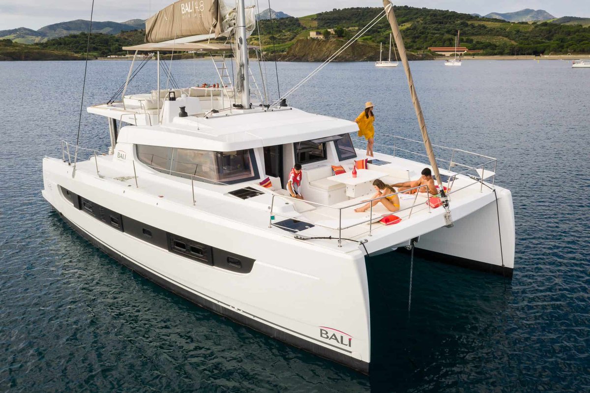 A2AYACHTING's tweet image. BALI 4.8 (2022) sailing catamaran charters out of Nassau in the Bahamas!

🔗 bit.ly/Bali42_2022

#balicatamaran #catamarancharter #a2ayachting