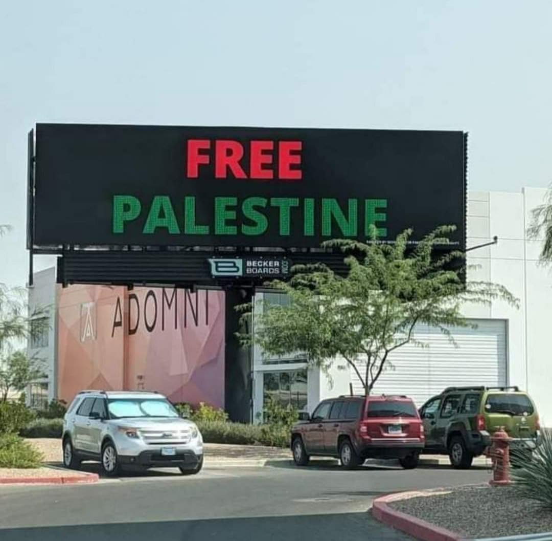 sahouraxo's tweet photo. spotted in Las Vegas, Nevada 🇵🇸 https://t.co/umxbvCpqUi