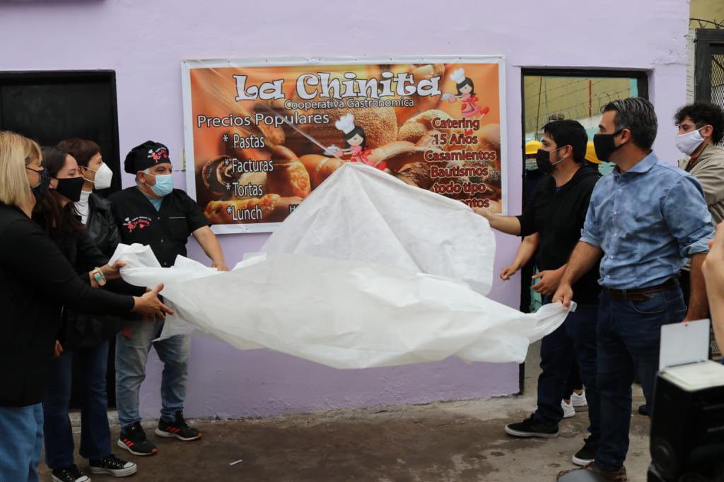 Federugo's tweet photo. ¡Felicitaciones, compañera concejala Patricia Iribarne, por el laburo! 

Cada nueva unidad productiva que se abre en un barrio es más trabajo para los y las vecinas. https://t.co/qCeod9zyJ2