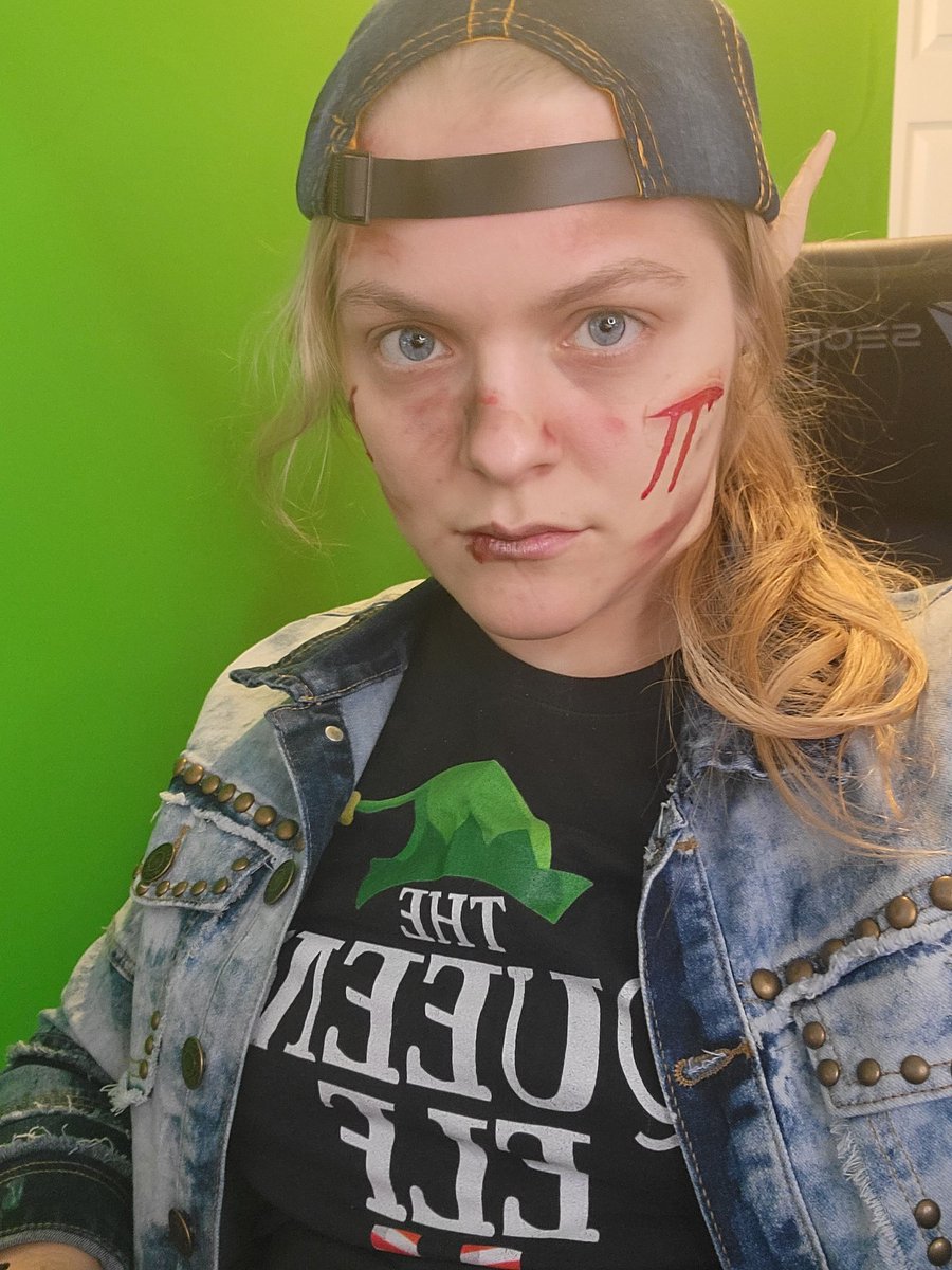 Dorlainedainwen's tweet photo. Live now! Some more Visage because apparently I love to be terrified then some @back4blood with Silent Ghost later! Yes scary alerts are on!
https://t.co/RkRkhbjO2M
#twitch #twitchstreamer #cosplay #halloween #costume #back4dead #halloweencostume #visagethegame #visage #scary https://t.co/tdWmXTIGAt