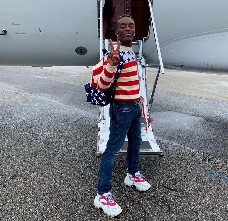 HotFreestyle's tweet photo. Lil Uzi Vert says his new project ‘The Pink Tape’ is dropping in a few weeks 👀 https://t.co/6ld9v3IVZ2