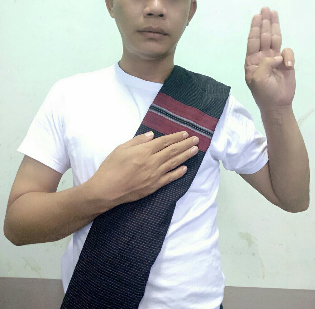 ChitNyiMin's tweet photo. #13oct2021 https://t.co/R2rLoXSeTf