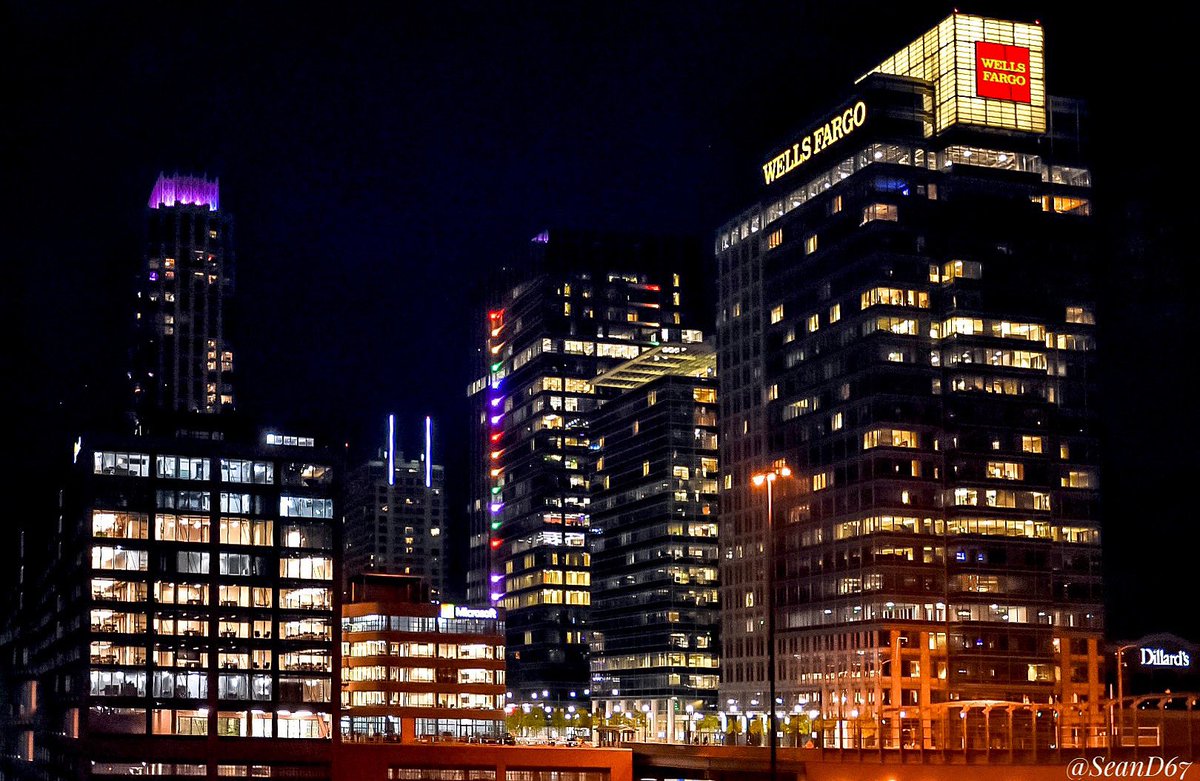seand6711's tweet photo. Vibrant Atlantic Station (10 P.M.) πΈππ« @atlanticstation @seand6711 #atlanta #skyline #cityscape #nightphotography #photography #iloveatl #condo #atlantatoday #citygram #atlphotographer #nikon #officetower #modernarchitecture https://t.co/0Rknaxv2cP