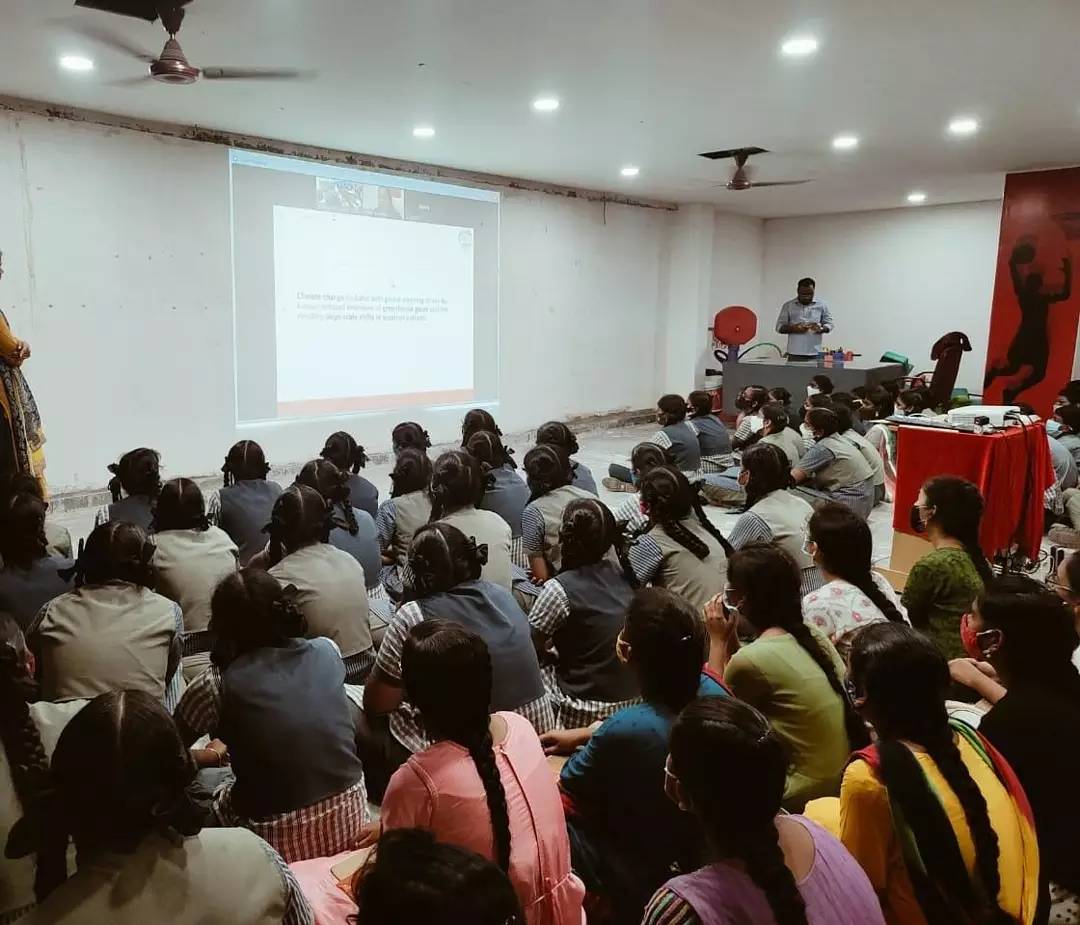 A gathering of 110 students from Sri Shirdi Sai Vidya Niketan, Chemudulanka, greeted team CEI on 5th October and attended our #webinar on Climate Change and Plastic Pollution.

#october #climatechange #environment #plasticpollution #nopollution #nocarbonfootprint #sustainablelife