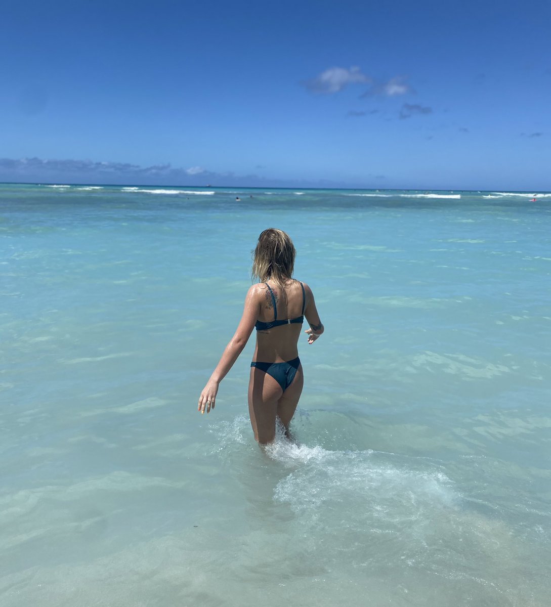 bayy_34's tweet photo. I just wanna be back in Hawaii https://t.co/0fOJP76C8p