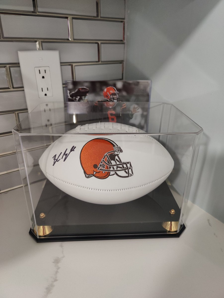 MathaunStylez's tweet photo. @bakermayfield https://t.co/cnYuhfbVJE
