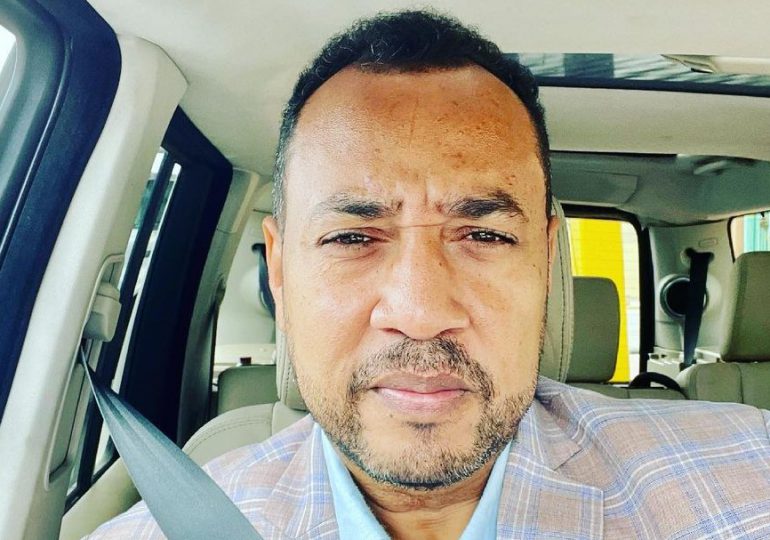 nuriapiera's tweet photo. Miguel Ortega: “Voy a trabajar como taxista; tengo una familia que mantener” https://t.co/CLvS8XnTUf #NDigital https://t.co/7GUtNuOZSy