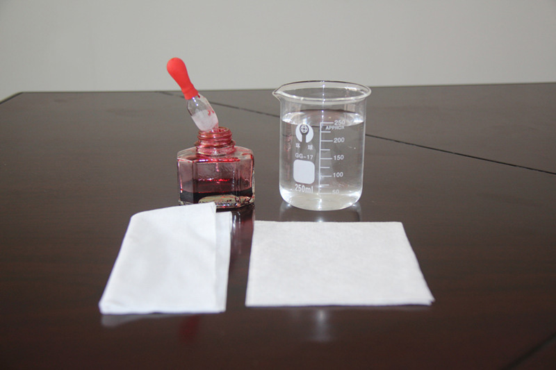 ChenyangLtd's tweet image. How to use color catcher:
Put cloths into the wearing machine
Put in the color-absorbing slices (usually 2-4 slices, use more if you need)
Put in laundry detergent and water
#colorcatcher #clothwashing #nonwoven #spunlace #factory