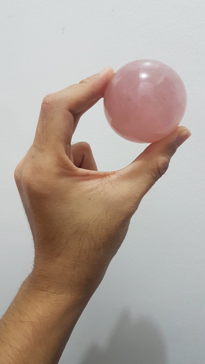 Saintrixch's tweet photo. #KakampinkWednesdays 
#LetLeniLead https://t.co/NA5Suh5SN0