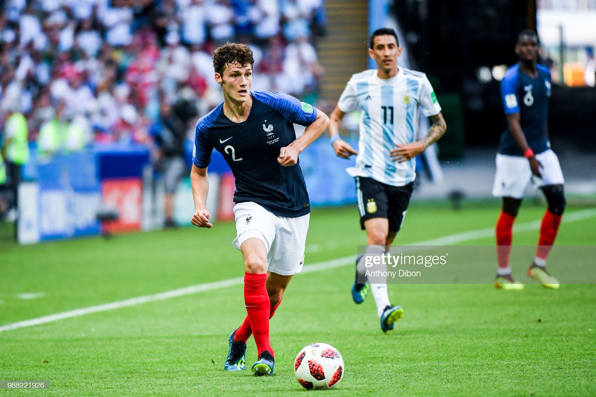 CopaLendas's tweet photo. Benjamin Pavard, França 🇫🇷.
Copa do Mundo de 2018, Rússia.
Campeão Mundial.
1 gol, 6 jogos.
#pavard #france #worldcup2018 #copa2018 #fifa #champion #légende #lesbleus #lestricolores #lescoqs #fff #arenakazan #fra #panini https://t.co/Xtt4gevjhY