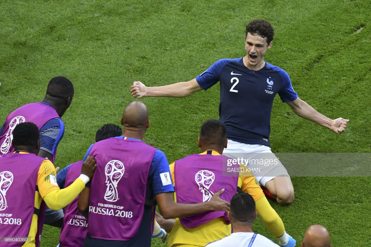 CopaLendas's tweet photo. Benjamin Pavard, França 🇫🇷.
Copa do Mundo de 2018, Rússia.
Campeão Mundial.
1 gol, 6 jogos.
#pavard #france #worldcup2018 #copa2018 #fifa #champion #légende #lesbleus #lestricolores #lescoqs #fff #arenakazan #fra #panini https://t.co/Xtt4gevjhY