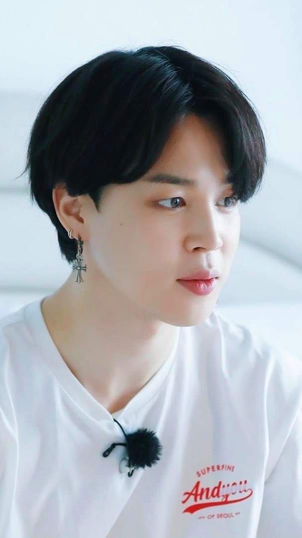 Mon22693799's tweet photo. Happy birthday my dear baby!!!
I'm busy today, but I'm happy to think of your birthday.
Thank you Jimin for being born.

#HappyJiminDay 
#1310Serendipity
#LightOfOctober https://t.co/mhZH0oo1Pr