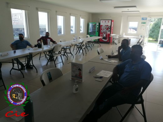 CIECapacitacion's tweet photo. 11 / octubre /2021  #Curso de #capacitación Recipientes Sujetos a Presión 
Empresa: Empacadora de #aguacate RV
 Planta: #Uruapan #Michoacán 
#CapacitaciónCIE #STPS https://t.co/Od7E1yEe2r