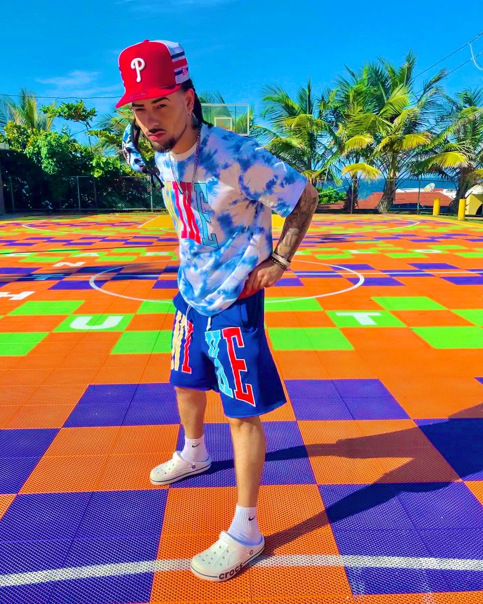 M4rqis's tweet photo. I need PR again. 😞🇵🇷🏝 https://t.co/G5UTQ5l31L
