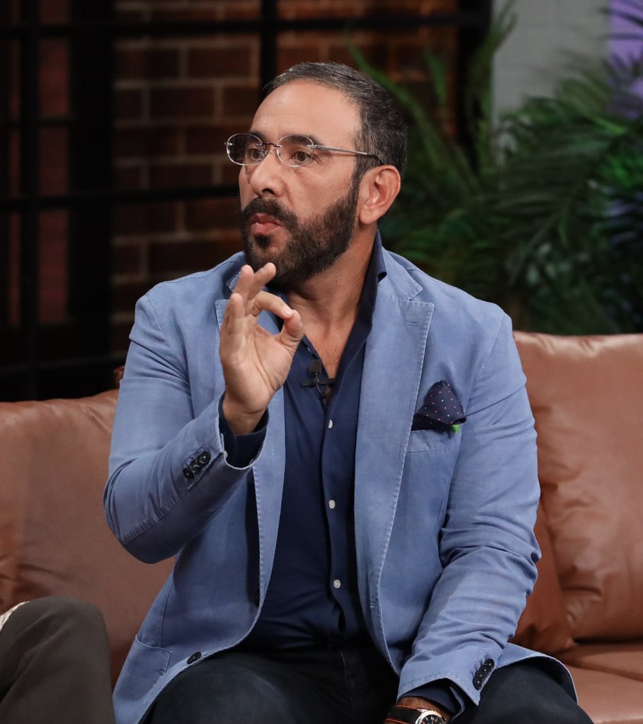 MontseYJoe's tweet photo. ¡Bienvenidos a #MontseYJoe! Es momento de sintonizar @UnicableOficial, porque ya empezó el programa. En esta ocasión nos acompañan #NuriaBages, @VictorGmusica, @TonitaMusic y @Helios_Herrera. ¡No se lo pueden perder! @Montserrat33 y @yolandandrade los esperan! #PúblicoConocedor https://t.co/51jjy3noP5