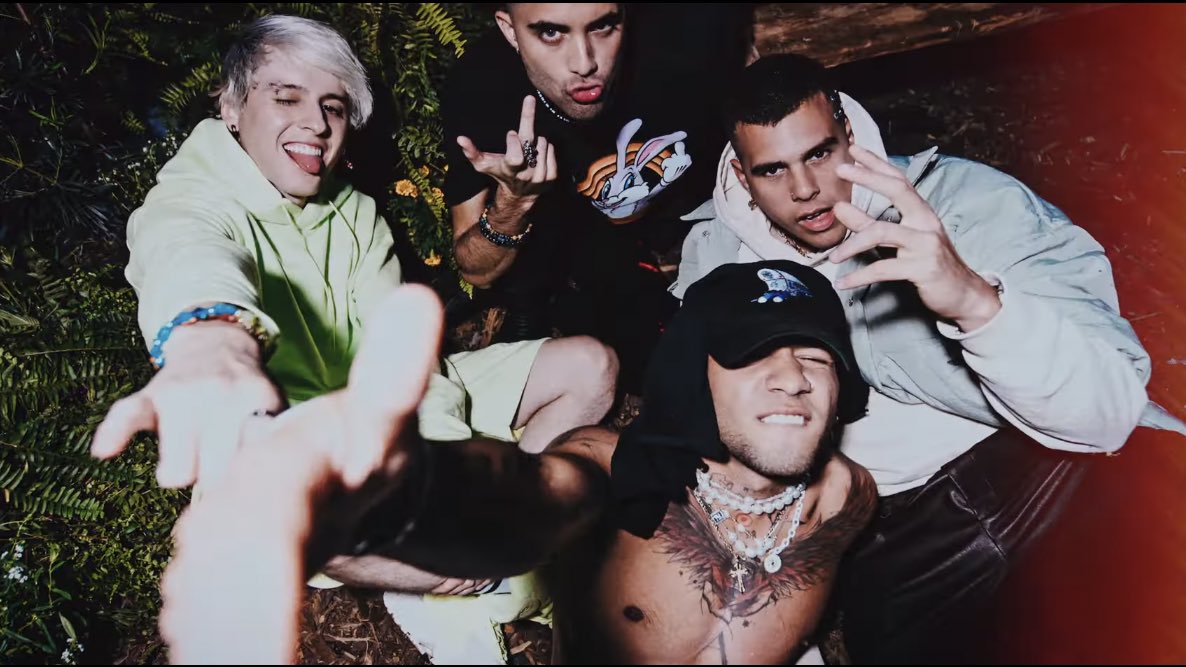 ghabi02S's tweet photo. Ok, vamos falar de coisa bonita, coisa bem feita, CNCO! https://t.co/EENreKS6PI