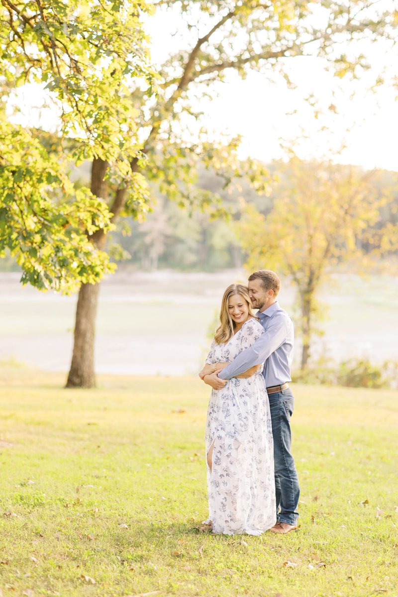 davisken7's tweet photo. 1. We’re 200 days away from Mr. + Mrs. Monat 💕
2. These photos are AMAZING and Paige Wallace Photography knocked it out of the park 😍
3. My fiancé is cute 🍩 https://t.co/SSn9qXH7OF