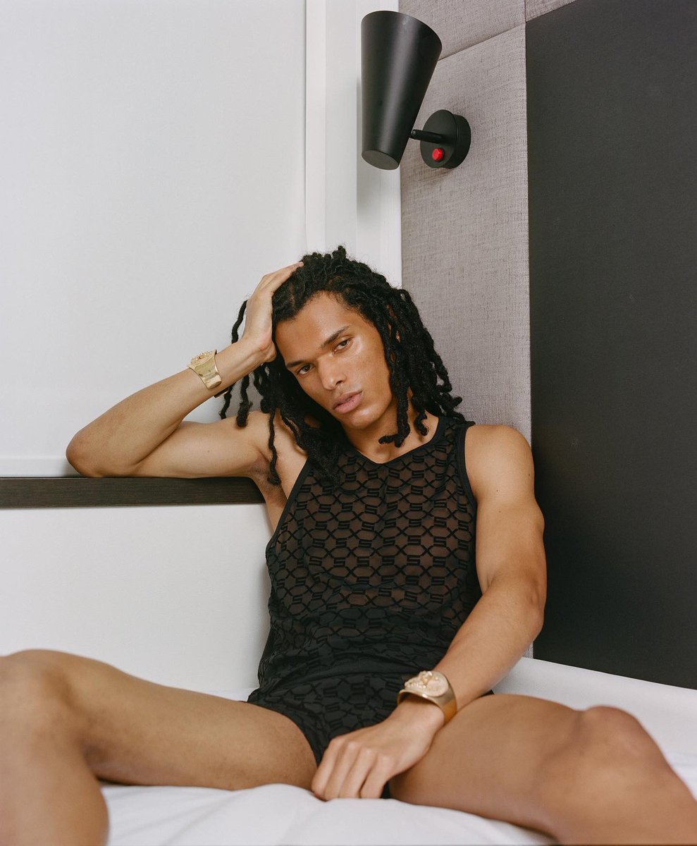 gregemmanuell's tweet photo. Photos from my Savage X Fenty article — can we get these to @rihanna pls? https://t.co/5a0d4FXVad
