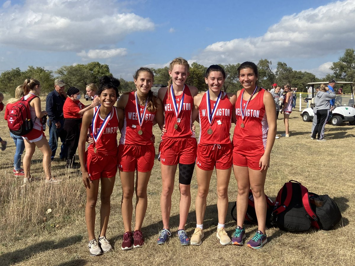Congrats to both the varsity and JV for winning district today.  Super proud of my 5 seniors. Great kids that always Compete! #runforeachother