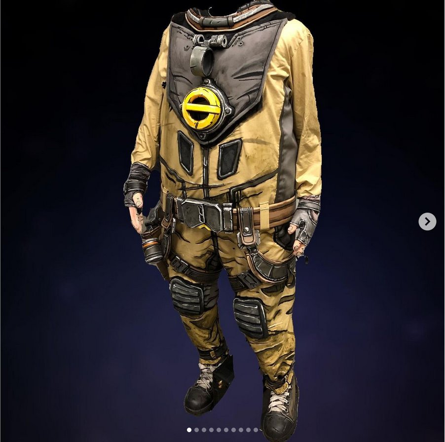 MichaelCosner's tweet photo. If you're into cosplay design, check out the latest installment of @RSquaredCosplay's breakdown of Typhon's costume! This time, it's his flight suit:

https://t.co/87VjOCbQjh

#borderlands #borderlands3 #typhondeleon #cosplay https://t.co/QdLPnGTFNh