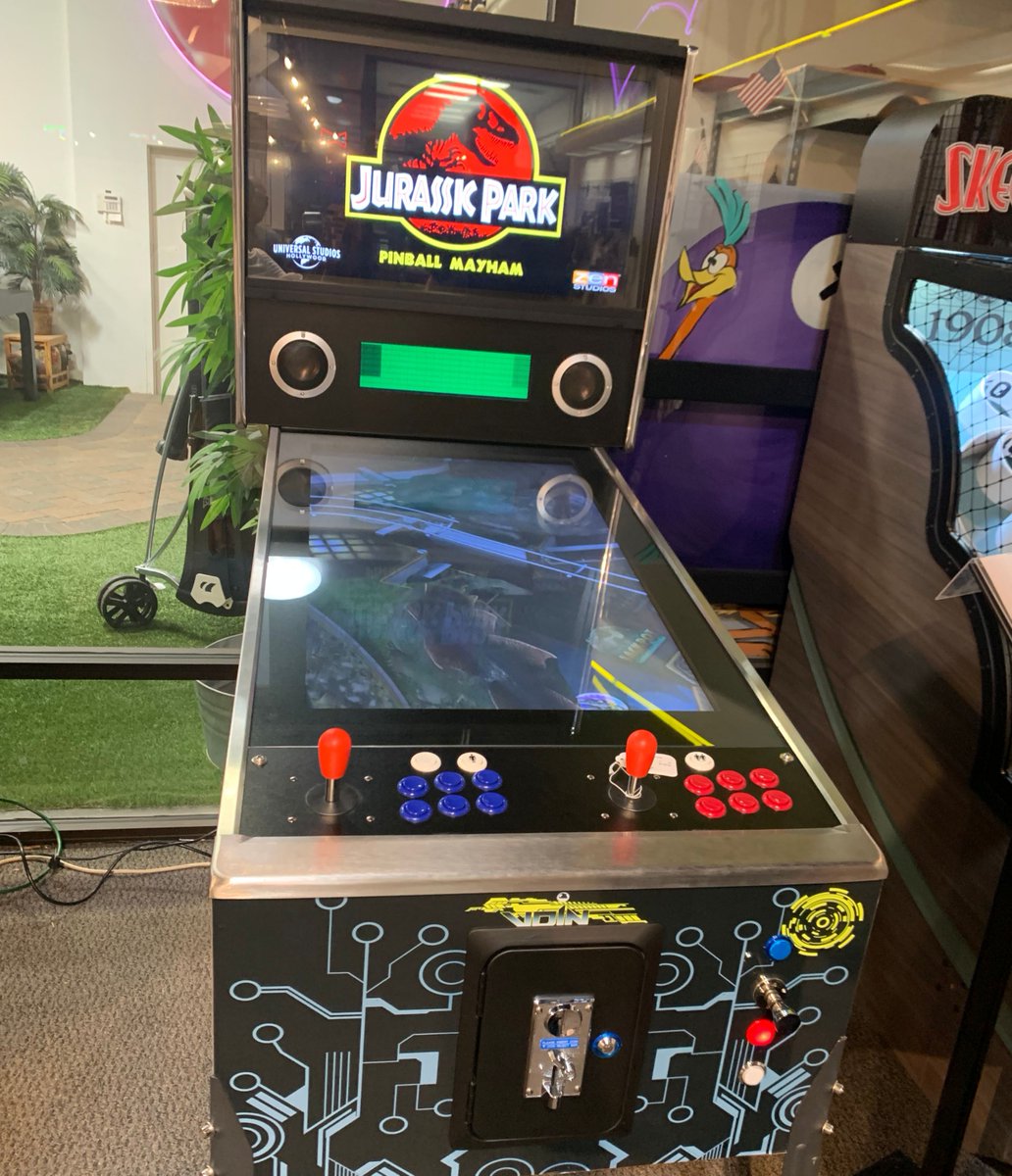 OlhausenGO's tweet image. Kick it old school with this super fun pinball game. 

#pinballgame
#olhausengamerooms