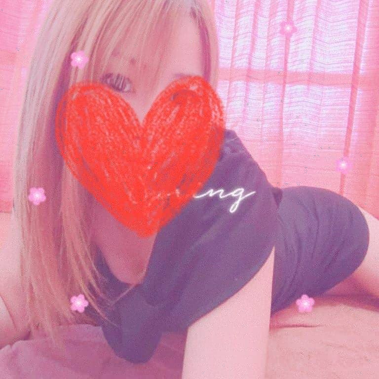ni_karada's tweet photo. おはようございます🍀
週の真ん中水曜日💫
元気に宜しくお願いします🍒
【本日の出勤】
ひなた 11:00~
まゆか 13:00~
ののか 18:00~
ゆうか 19:00~
はるな 19:00~

皆様にとりましでPEACEな1日と
なりますように🎃✨

#福岡メンズエステ #博多メンズエステ #メンズエステ #メンズアロマ #出張 #鼠径部 https://t.co/rWrGsEDLRW