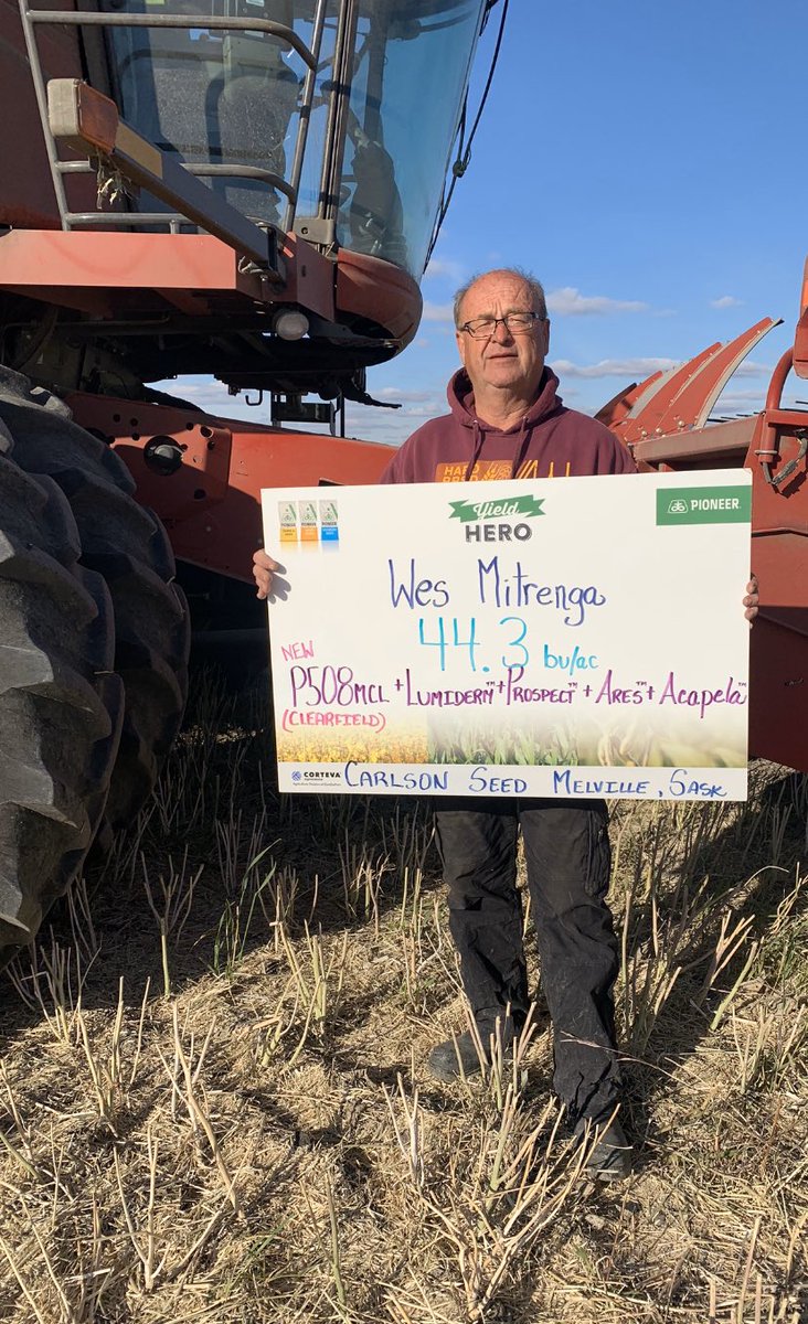 BlaineBjcarlson's tweet photo. Impressive yield from P508MCL, a NEW favourite clearfield variety! Thanks Wes Mitrenga for growing Pioneer seed, and purchasing Corteva crop protection products. #YieldHero21 https://t.co/l7yQ9dESA6