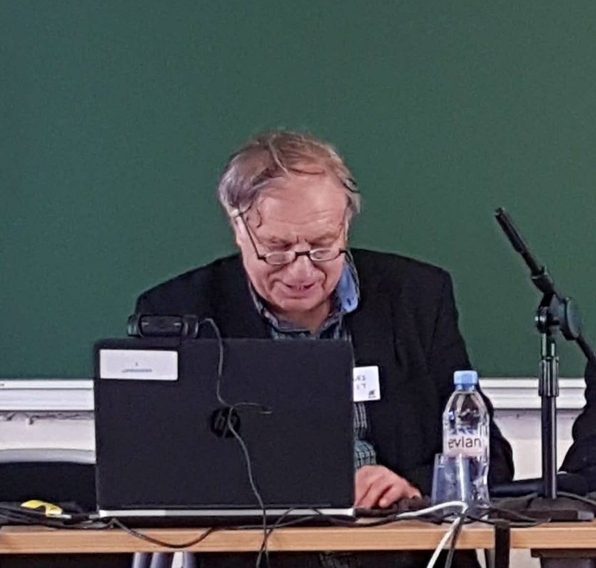BSavarieau's tweet photo. Revue #Frantice sept 21 gratuite & en ligne Hommage aux travaux de Jacques Wallet Chercheur en Sciences de l'éduc. La synchonie en formation à distance #foad
https://t.co/7DtD7w58fY #ForseR18 #ICFPF2018 @plogdethese @plienad @BeziatJacques @cathia_papi @KhKouassi @StephNetto https://t.co/ZyWP0UN81K
