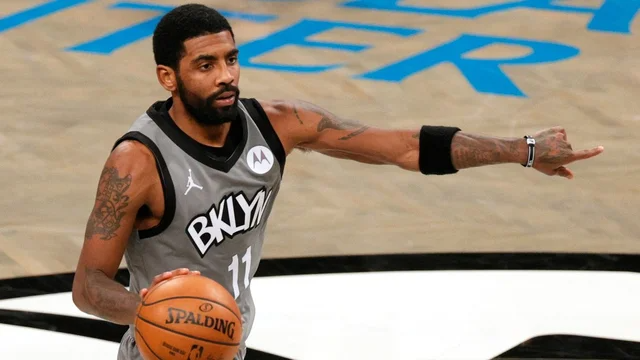 thehill's tweet photo. Nets suspend Kyrie Irving until he gets vaccinated https://t.co/gE3Ihah5iT https://t.co/RIFEzxymQb