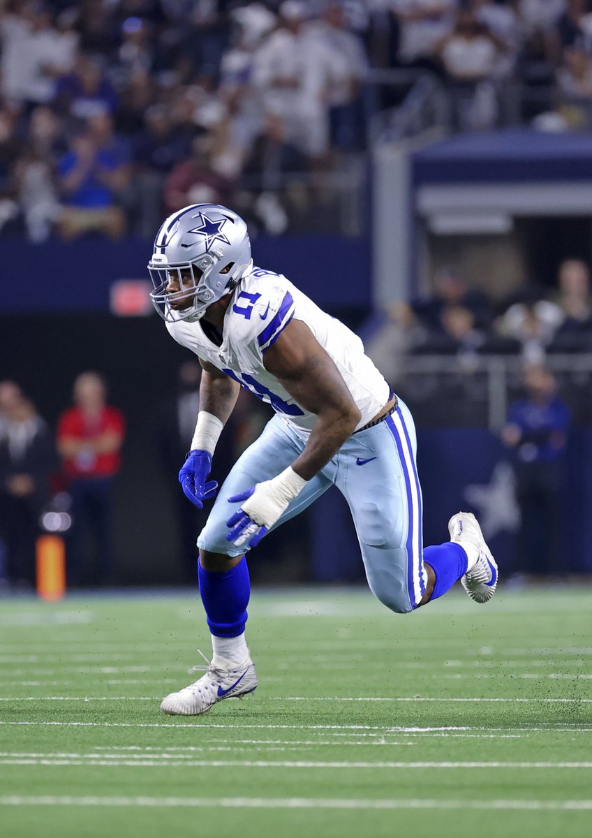 PFF's tweet image. Leaders in total pressures among rookies:

🥇 Micah Parsons - 19 
🥇 Osa Odighizuwa - 19