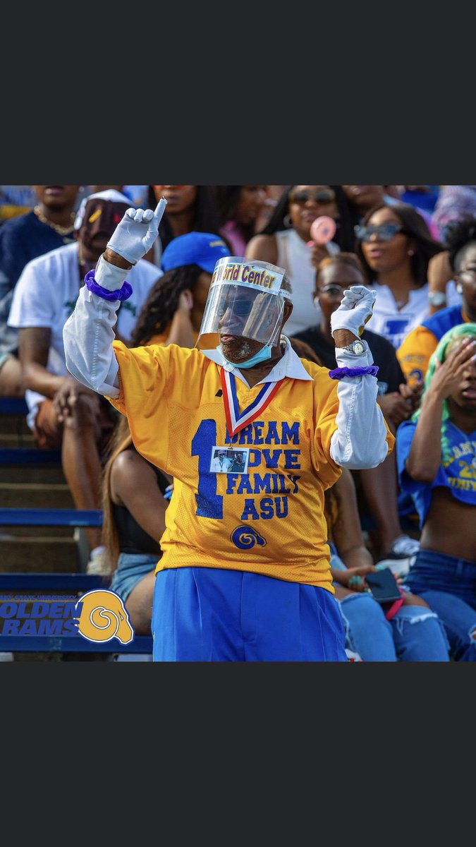 tonyduckworthsr's tweet photo. ASU’s @NSUTaxStache ... a few will understand ... I had a brief conversation with this #RAMbassador prior to Homecoming ... #GoGold #BleedBlue https://t.co/Otb1CEb1UG