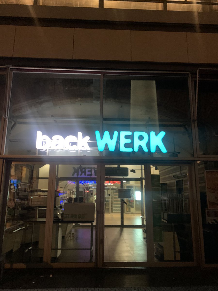 Maður er búinn að labba svo mikið í Berlin að maður er kominn með…