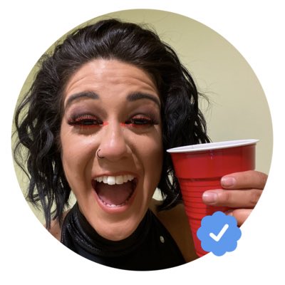 bayleywwe tweet media