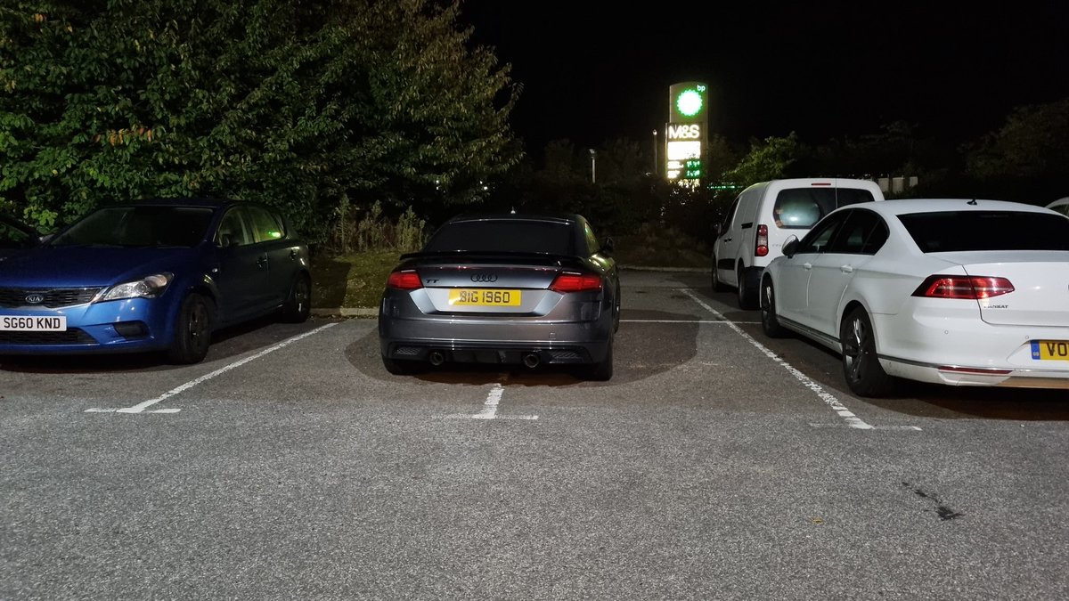 Hurly_Dog's tweet photo. @YPLAC @parkingknobs @Parklikeatwatuk Well done mate, bang in the middle https://t.co/O6gWWPAYbW