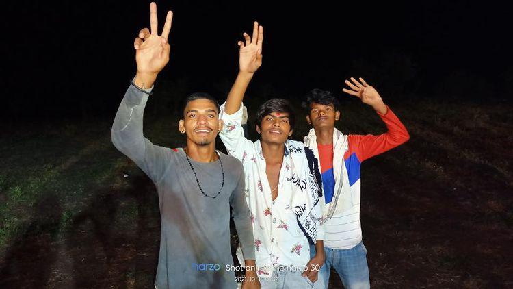 RohitBaba3021's tweet photo. #rohitbaba302
#_rohit_baba_302
@RohitBaba3021 
#badmas 
#ganster 
#302 
#googleindia https://t.co/IVVkJIUig6