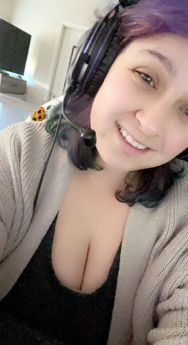 Come talk to me while I play ! #friends #twitch #NewWorldMMO #SmallStreamersConnect https://t.co/z4H<a href="/tag/friends"class="tags">#friends</a><a href="/tag/twitch"class="tags">#twitch</a><a href="/tag/smallstreamersconnect"class="tags"><span>#smallstreamersconnect</span></a><a href="/tag/newworldmmo"class="tags"><span>#newworldmmo</span></a>