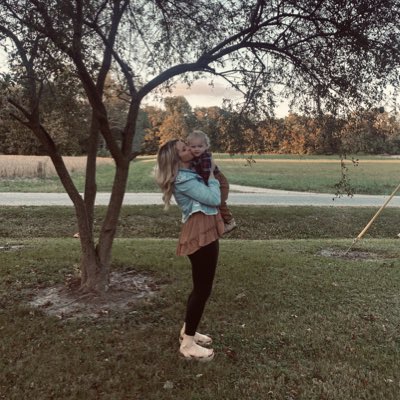 HemrichHannah's tweet photo. #NewProfilePic https://t.co/C2LtvlZi17